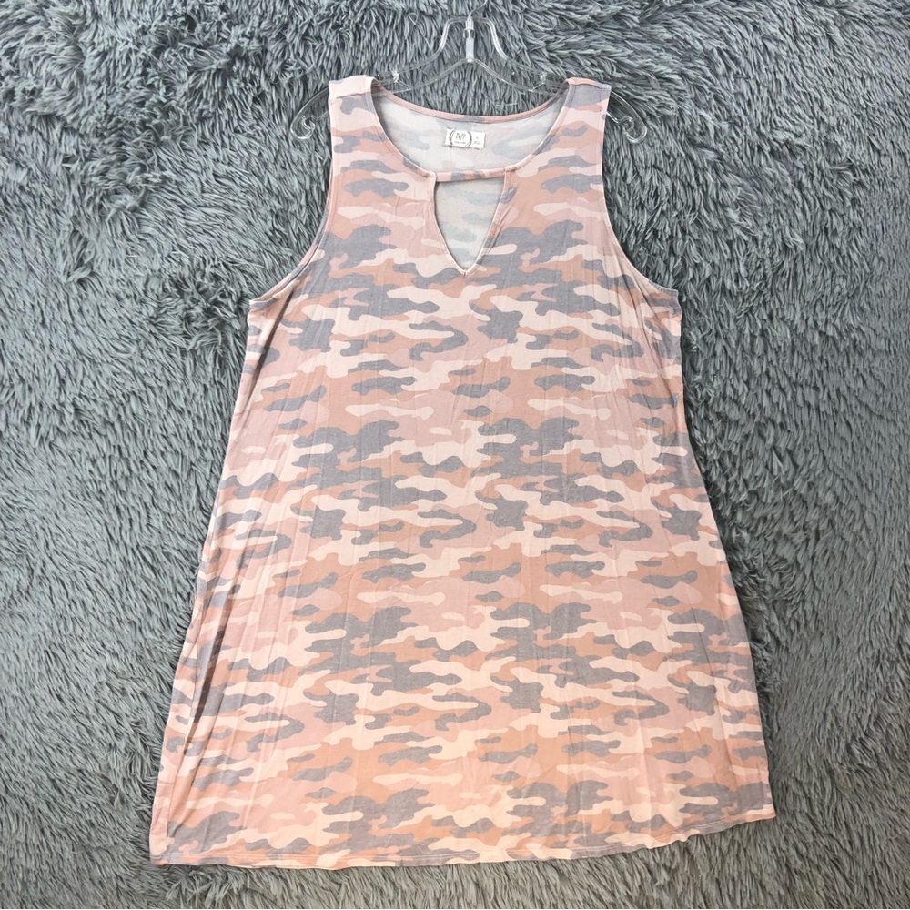 Maurices Dress 24/7 Womens XL Camouflage Pink Grey Keyhole Sleeveless Shirt